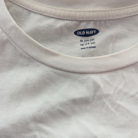 Boys size 14-16 T-shirts (5) - Picture 11 of 15